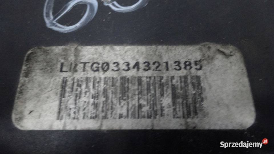 JEEP CHEROKEE KJ III 04r pas przód