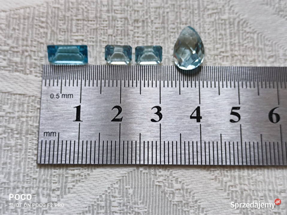 Topaz naturalny Kamienie szlachetne Wrocław