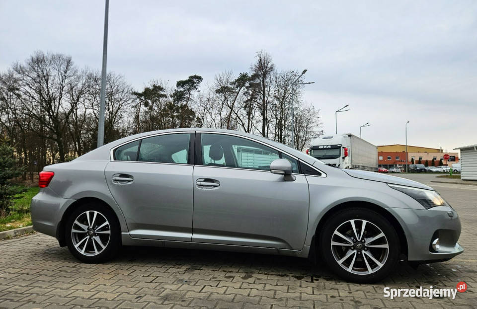 Toyota Avensis 16Valvematic 132 SerwisRata620 Śrem
