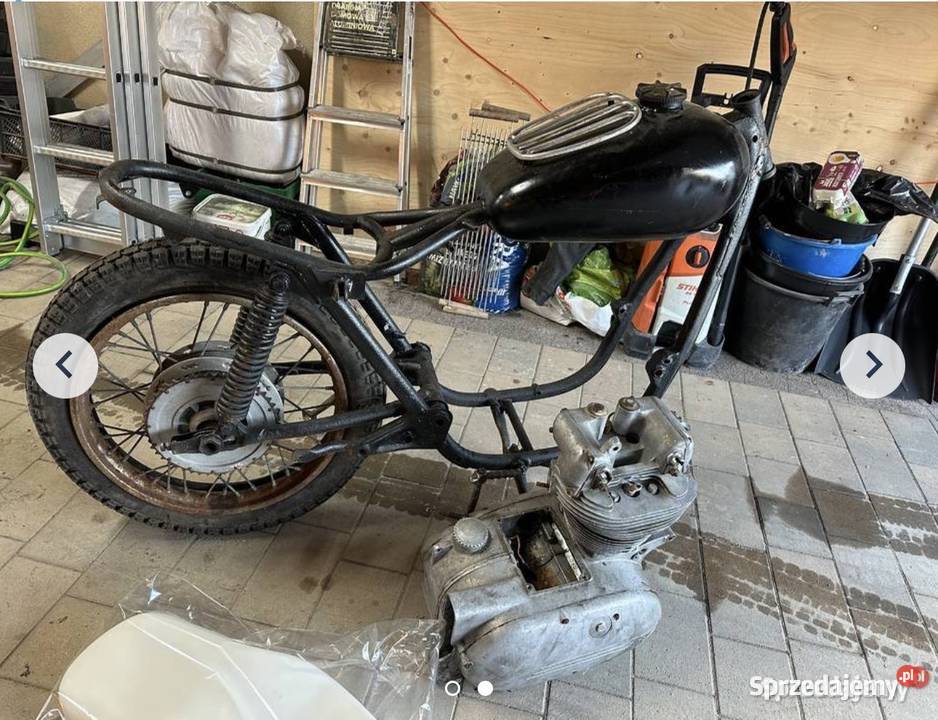 Junak m10 350cm3
