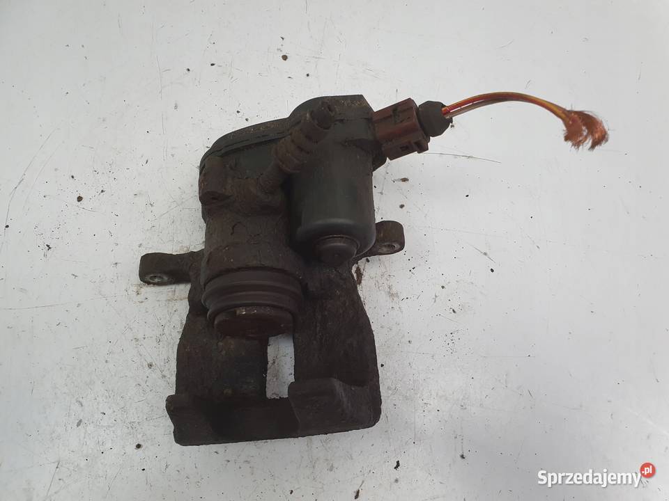 Audi A4 B8 TYLNY ZACISK HAMULCOWY prawy tył Rudka sprzedam