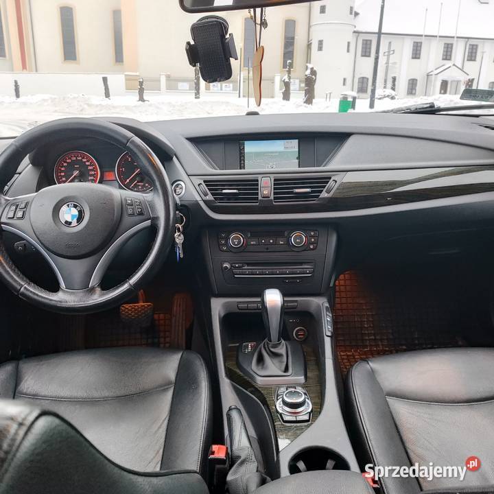 BMW X1 E84 20 143 AUTOMAT SKÓRA 2 KOMPLETY OPON nieuszkodzony Sejny
