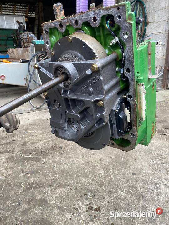 Przekładnia Wom John Deere 6330 premium L76333 Tylny most