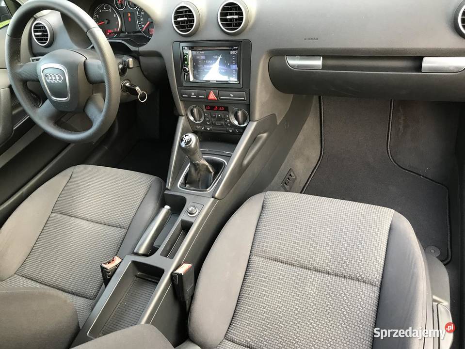 Audi A3 16 MPI 102 z Niemiec dużym serwisie serwisowany w ASO mazowieckie Lesznowola sprzedam