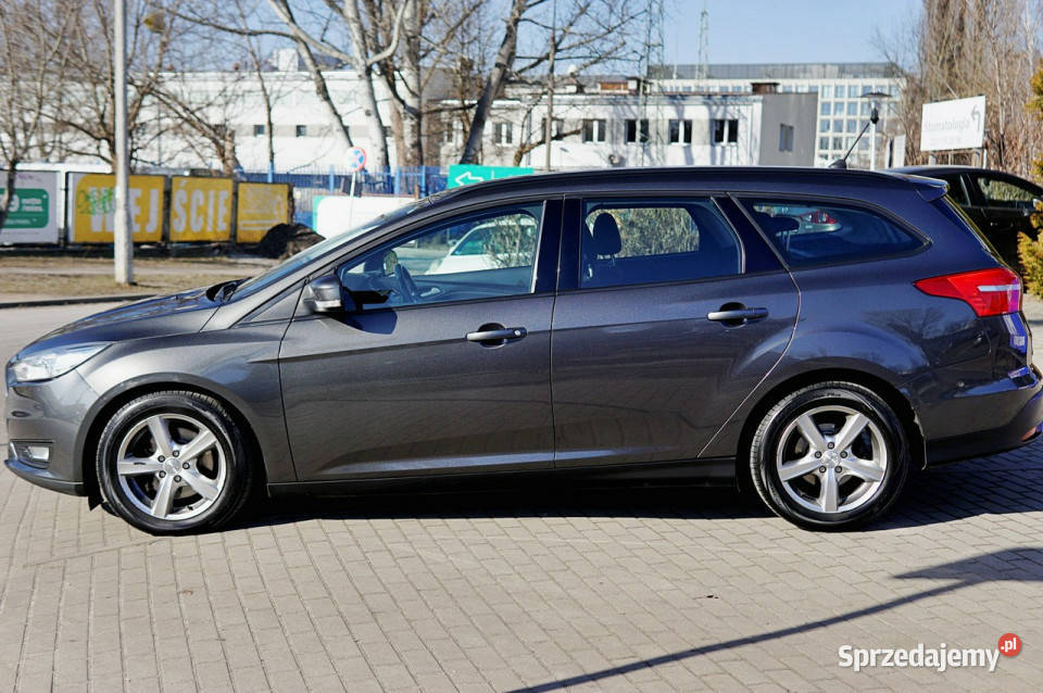 Ford Focus 15 EcoBoost Gold X ASS salon Polska VAT marża Warszawa