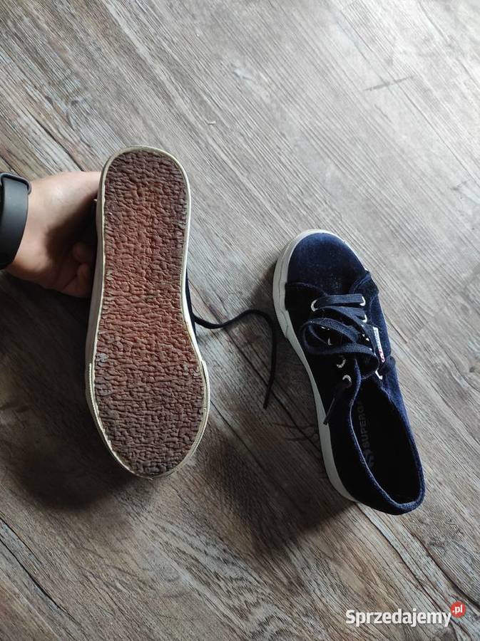 welurowe trampki granatowe superga 35 idealny Obuwie sportowe Białka