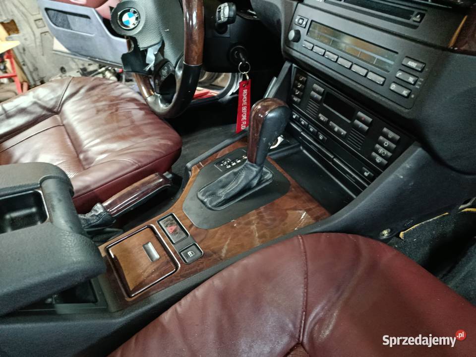 BMW E39 530i siedzenia boczki środek bagażnik Warszawa