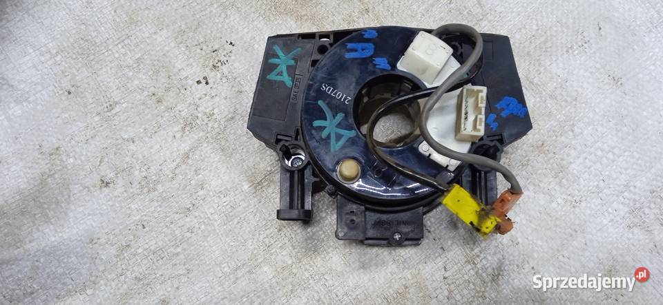 Części Nissan Qashqai widoczne na zdjęciu osobowe Maciejów Stary