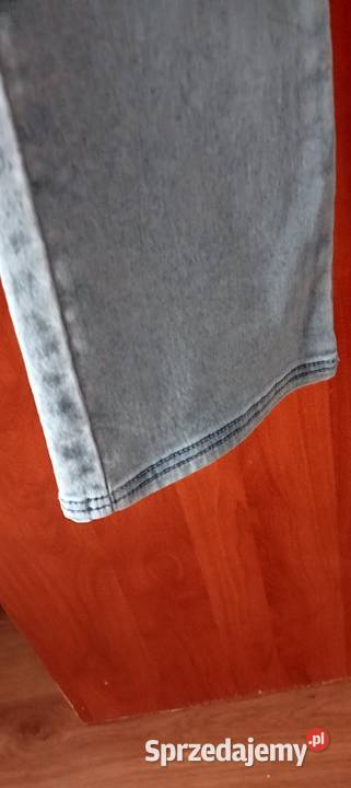 Leginsy dzinsopobne Kowalec