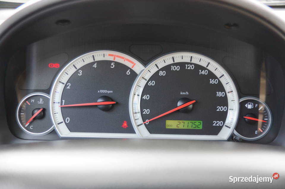 Chevrolet Captiva 20 Diesel 150 4x4 7osobowy lakier metallic