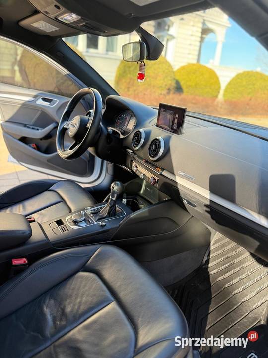 Audi a3 2019r Sedan Kocina