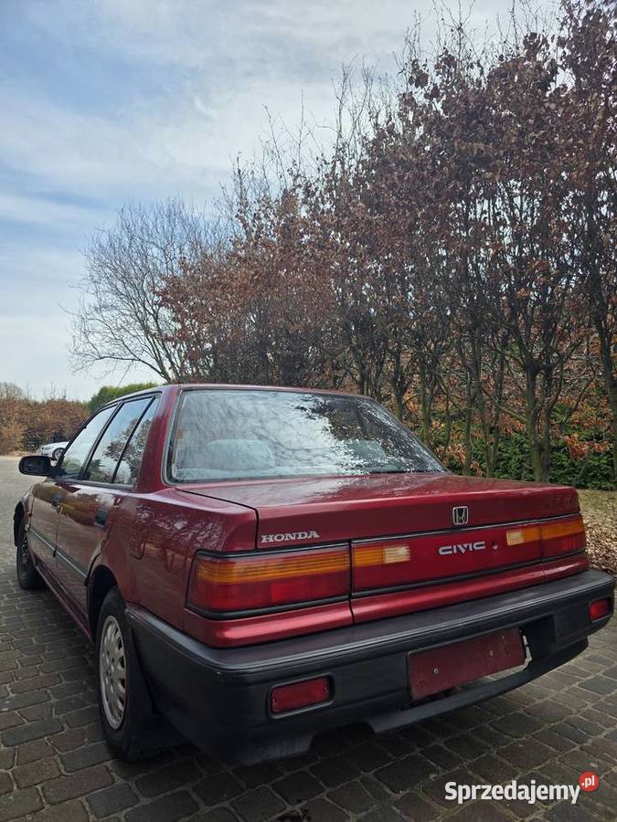 Honda civic 4 gen sedan silnik 15