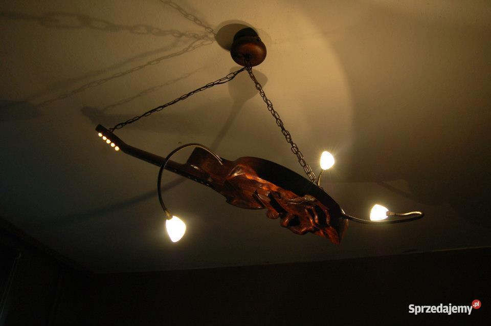 LAMPA RZEŹBIONA