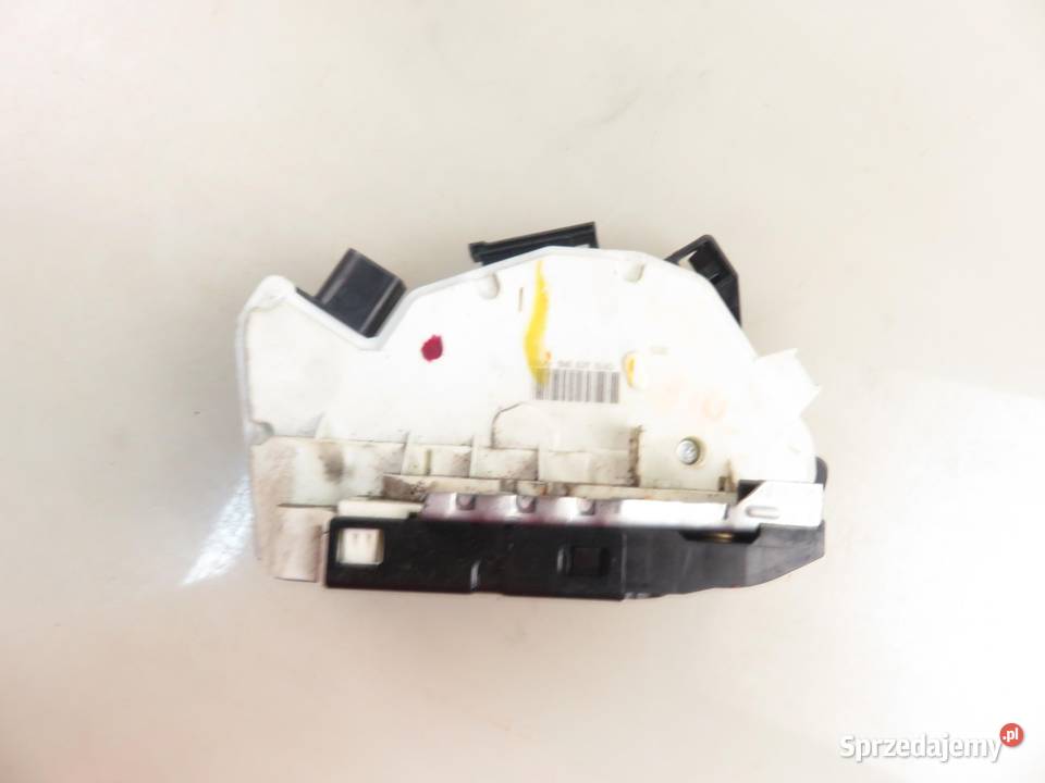 ZAMEK PRAWY TYLNY SKODA SUPERB II 5N0839016D