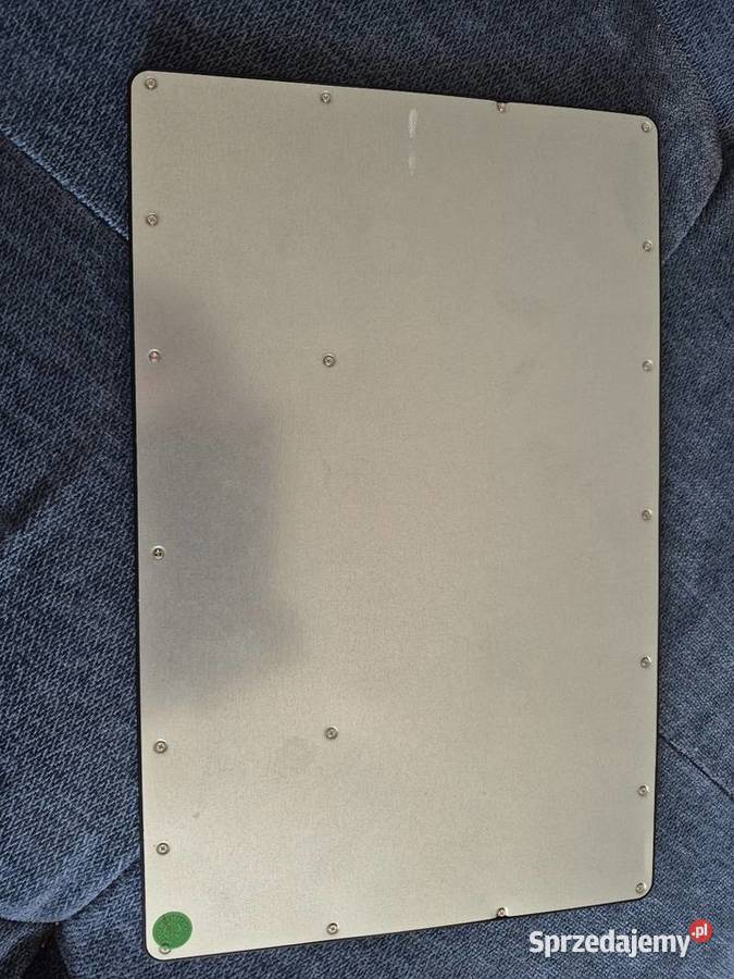 Sprzedam kompaktową bezprzewodową klawiaturę Jelenia Góra