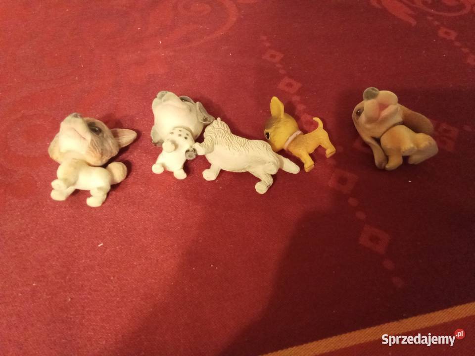 Dużo figurek pieski i kotek komplet Warszawa sprzedam