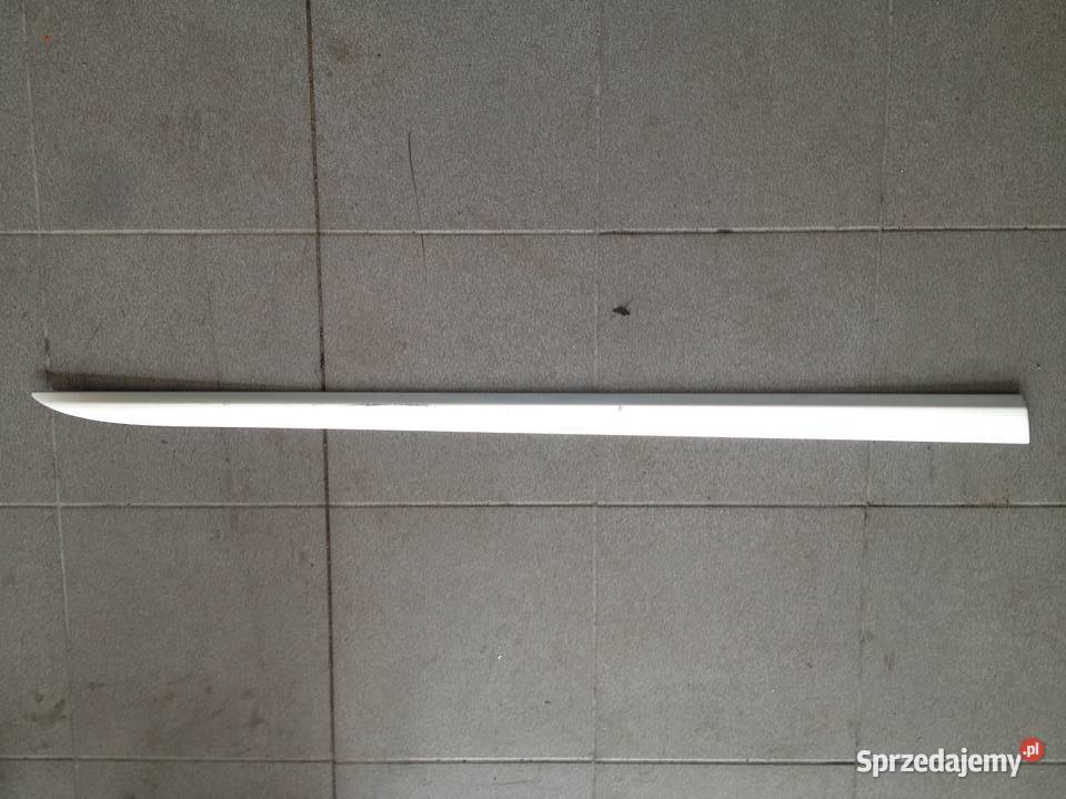 listwa drzwi prawych astra h GTC Z157