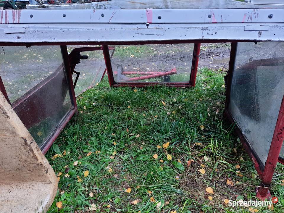 Kabina Ursus C330 rurkowa Bucze