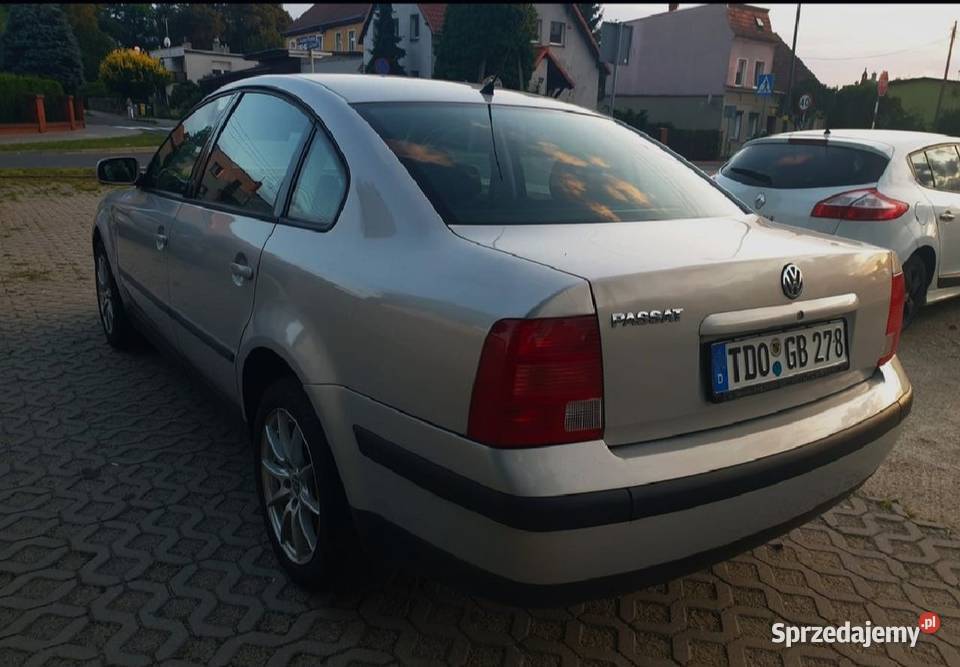Passat B5 klasyka Niemieckiej Motoryzacji 16MPI 212000km Passat Wołów sprzedam