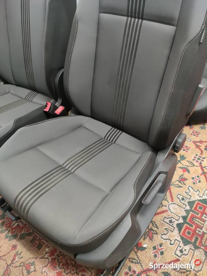 Fotele kanapa wnętrze golf VII Motoryzacja Częstochowa