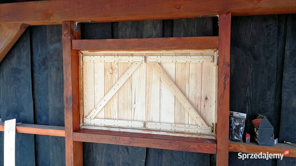 Rustykalna okiennica drewniana altanowa Radków