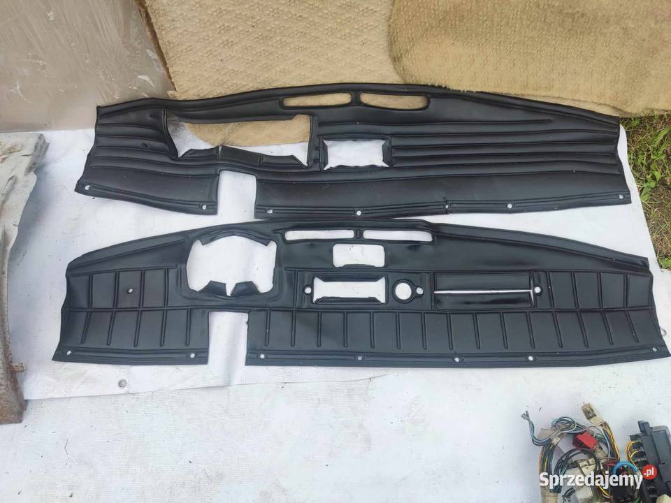 fiat 126 tapicerka deski 1978 podsufitka Górka Pabianicka