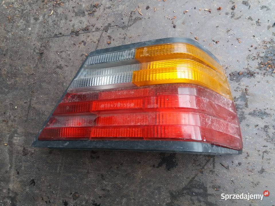 Lampa W124 tył Rok produkcji 1995 Nowy Cygów