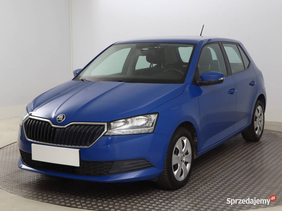 Skoda Fabia 10 niebieski Bielany Wrocławskie