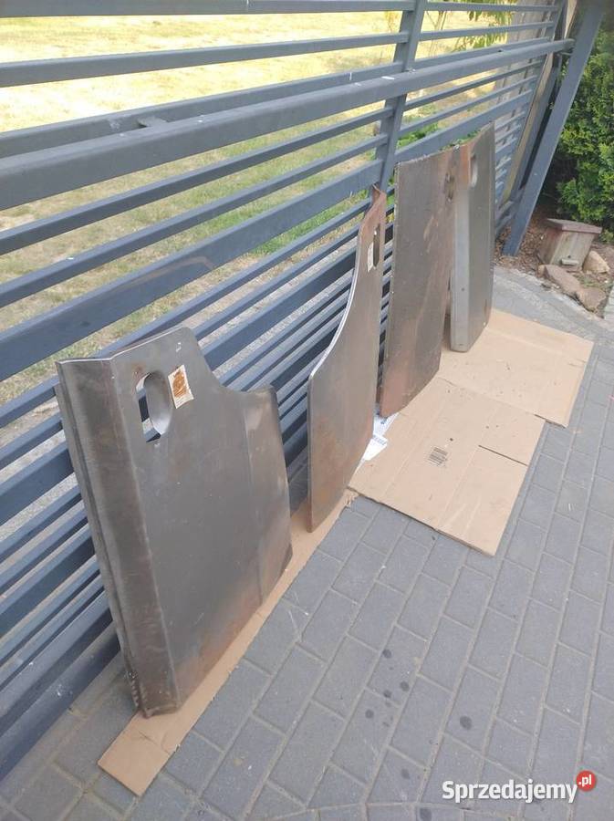 Poszycia drzwi Fiat 125p komplet stare leżaki Rok produkcji 1989 Olesno sprzedam