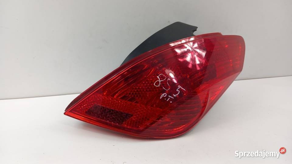 PEUGEOT 308 T7 LIFT HB LAMPA TYŁ PRAWA Zbierkowo sprzedam