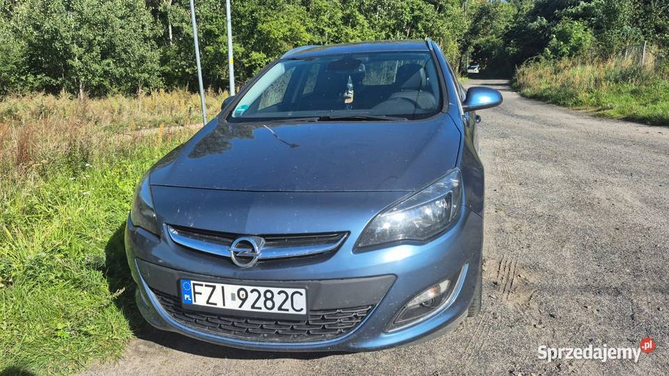 Opel Astra J Sports Tourer 16 CDTI 136 2014 197 klimatyzacja Kotowice