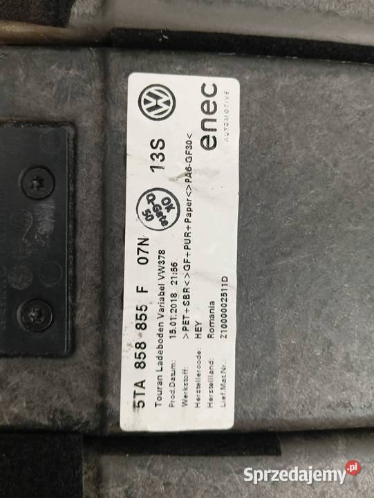 PODŁOGA BAGAŻNIKA DYWAN WYKŁADZINA 5TA858855F VW Rok produkcji 2018 Tapicerki samochodowe