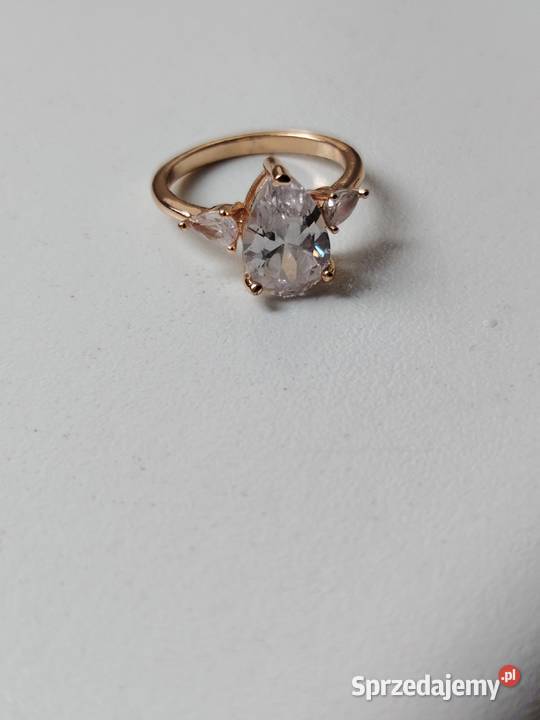 Pierścionek z cyrkonią stal chirurgiczna Pierścionki Łódź sprzedam