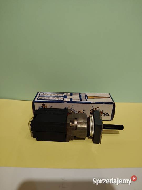 XDB 2 1111 Telemecanique 4 styki no Poręba sprzedam