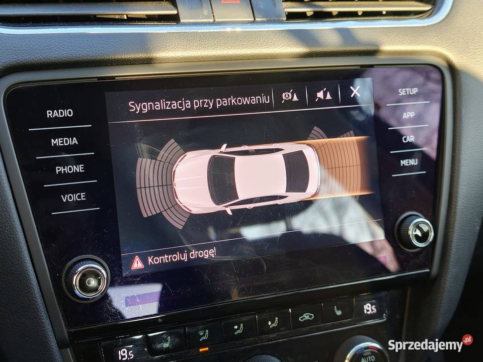 koda Octavia III 16 MPI Klimatronic Grzane Łódź