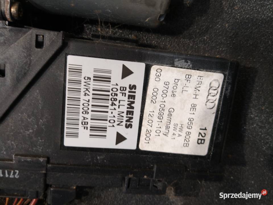 AUDII A4 B6 0104 DRZWI PRAWY PRZÓD