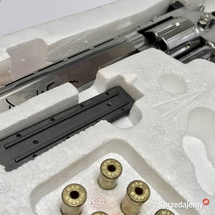 Dan Wesson 6 ASG wiatrówka CO2 45 mm BB srebrna Warszawa