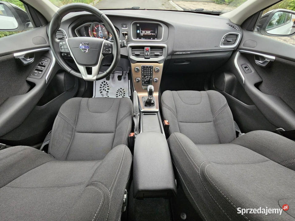 Volvo V40 Cross Country 100 Fabryczny Lakier Opoczno