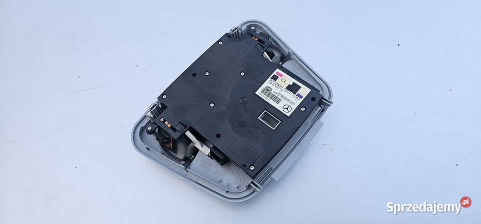 Lampka kabiny mercedes w203 coupe 2038201201 Zbąszyń sprzedam