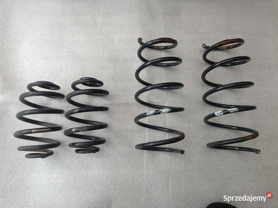 Sprężyny Clio 2 12 8V komplet Żmigród