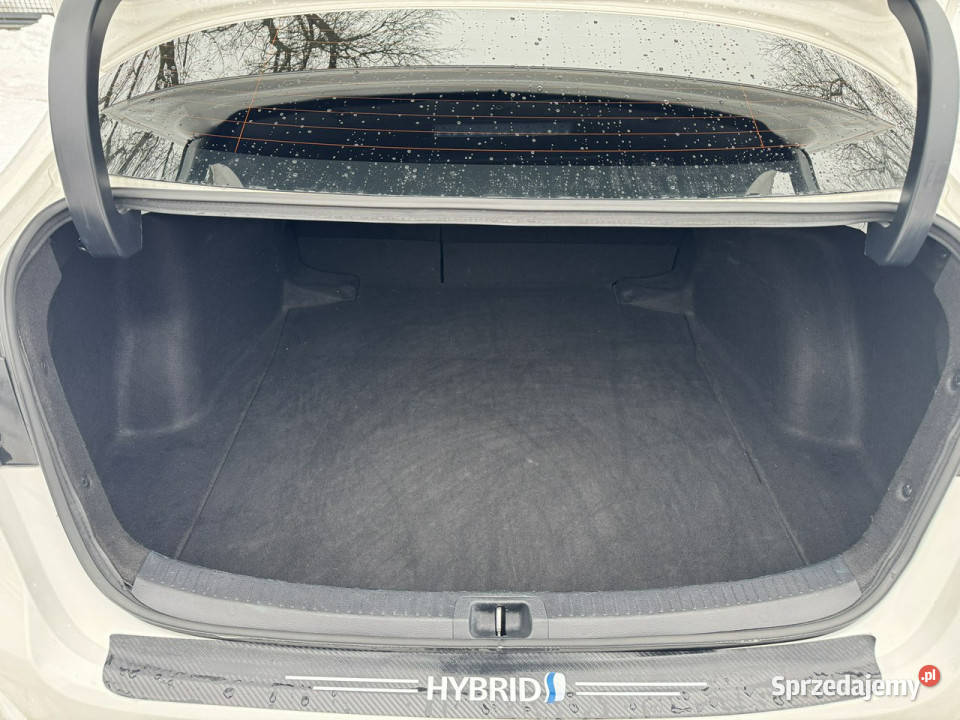 Toyota Corolla 18 HSD LPG Vat 23 Salon Ast Otwock Mały sprzedam