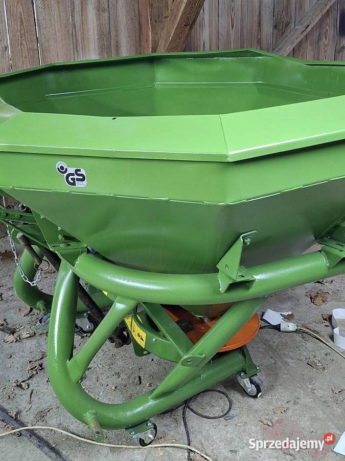 Rozsiewacz amazone nieuszkodzony Wszachów