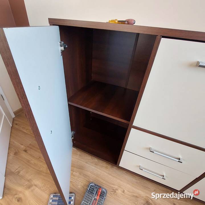 Sprzedam komodę i regał Kowale sprzedam