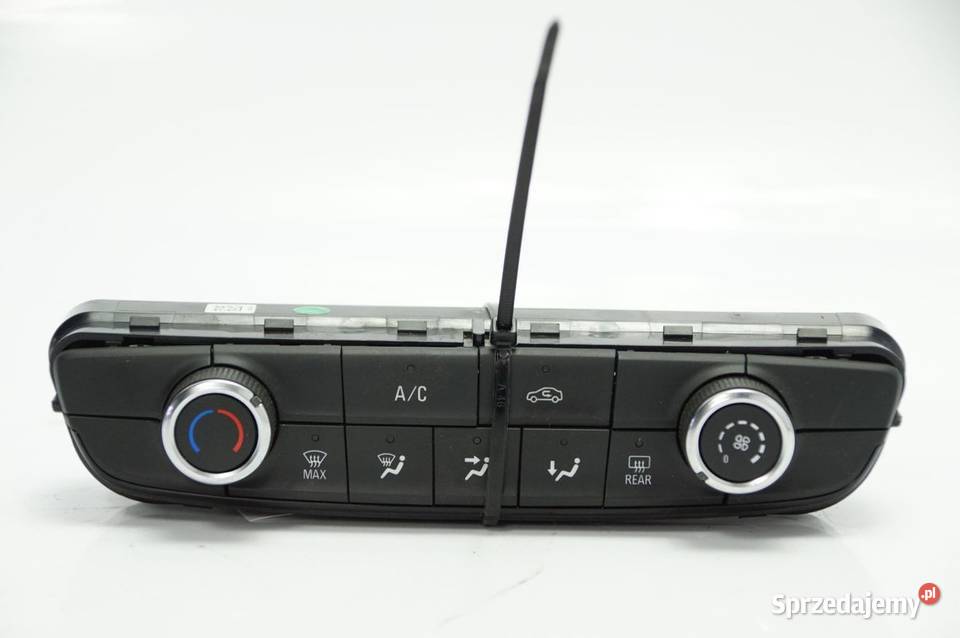 PANEL KLIMATYZACJI OPEL CORSA F 39185221 Lipno sprzedam