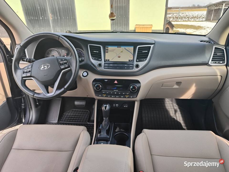 Hyundai Tucson 2016r 17 141 Automat Fulas nieuszkodzony Wojnicz