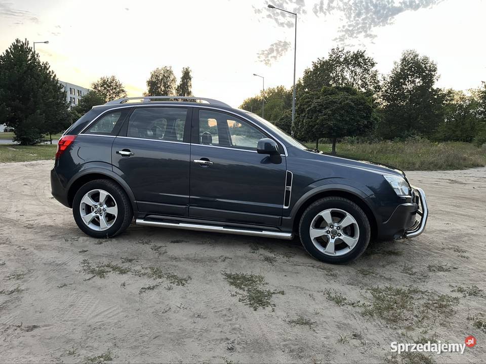 Opel Antara z 2007 roku 20 diesel 4x4 światła przeciwmgielne łódzkie Zgierz