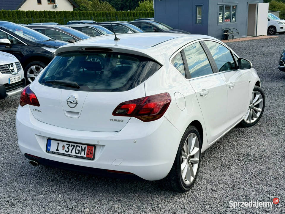 Opel Astra 14T 140 Super Stan Opłacona 174 J