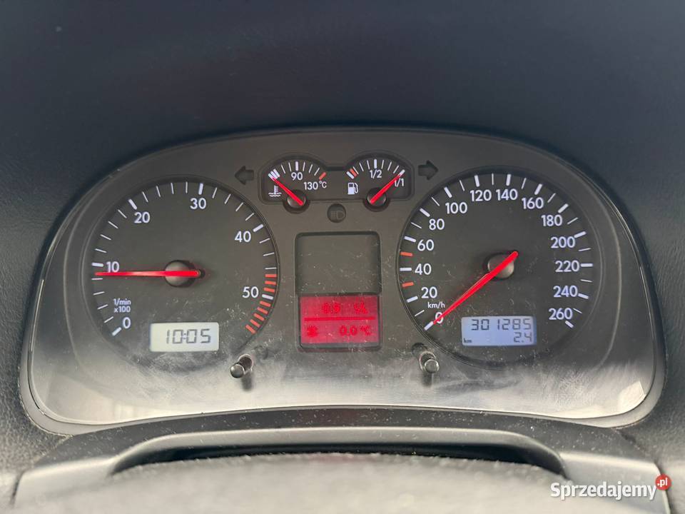 VW GOLF 4 Kombi 19 TDI AXR długie opłaty klima Pszczyna