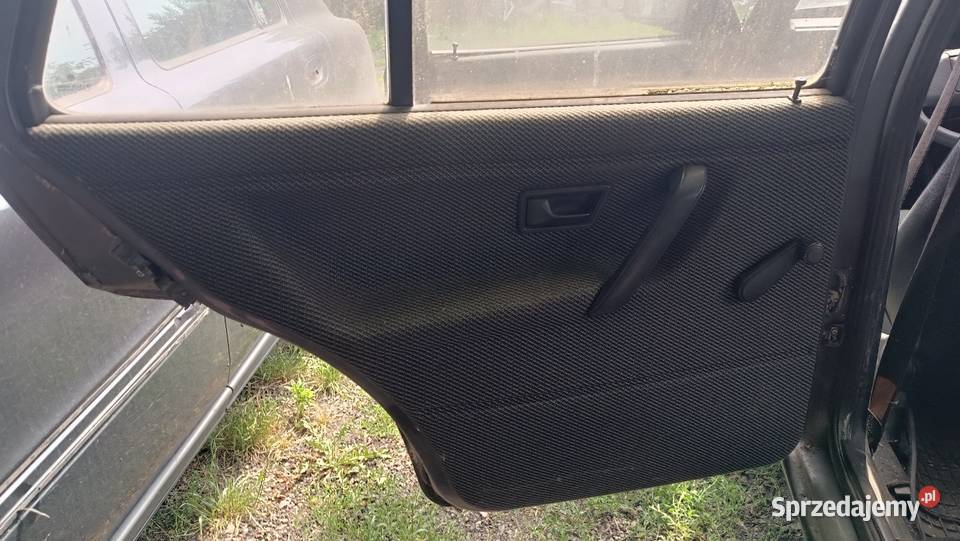 Fotele wnętrze drzwi golf MK2 5d Rok produkcji 1990 Starachowice