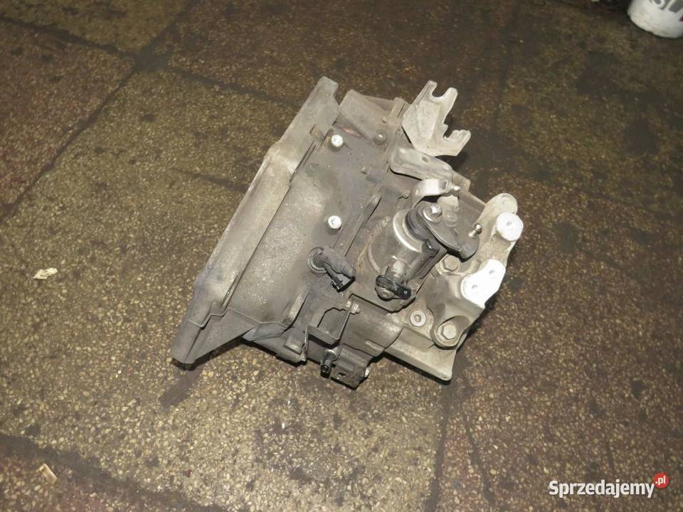 SKRZYNIA BIEGÓW F40 ZAFIRA C 20 CDTI